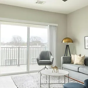 Sonder Belcourt Hillsboro Village Aparthotel