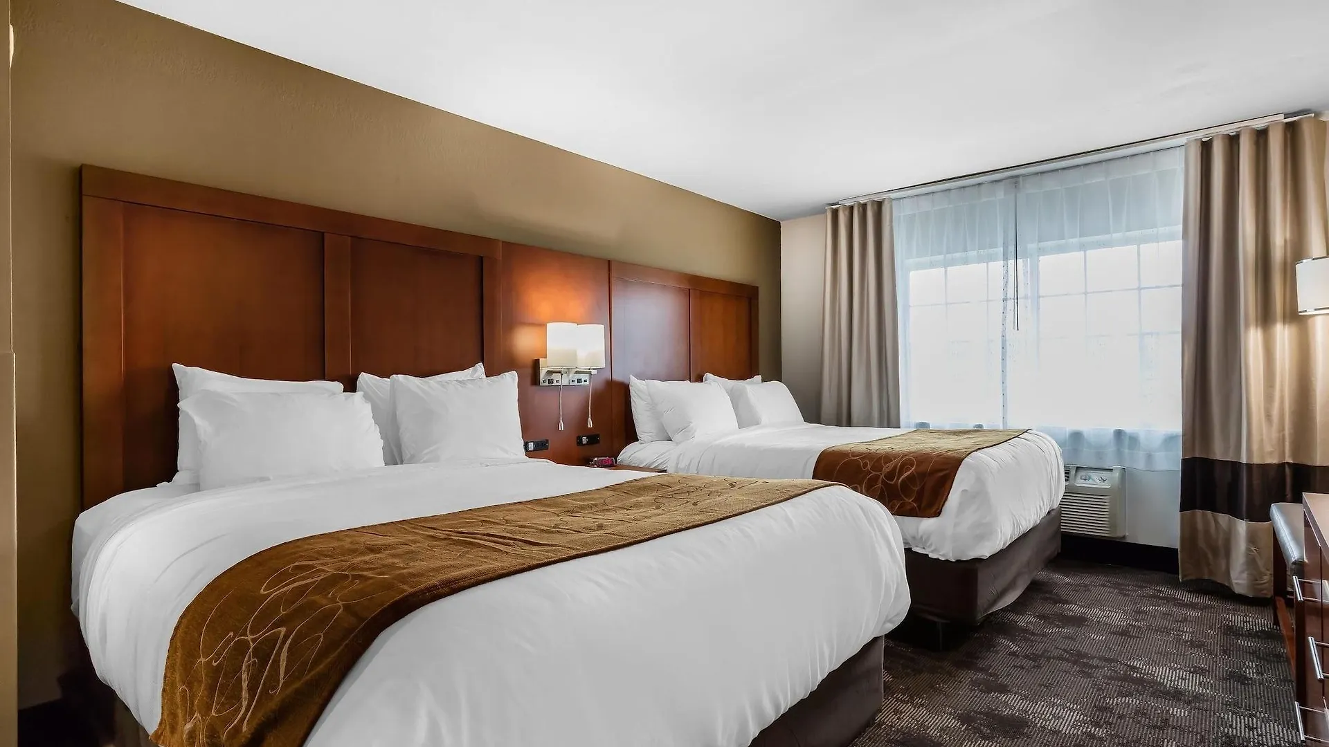 Comfort Inn & Suites Nashville Near Tanger Outlets I-24 Antioch 3*,