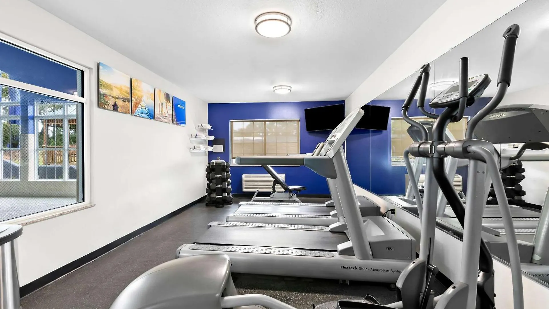 Comfort Inn & Suites Nashville Near Tanger Outlets I-24 Antioch Hotel