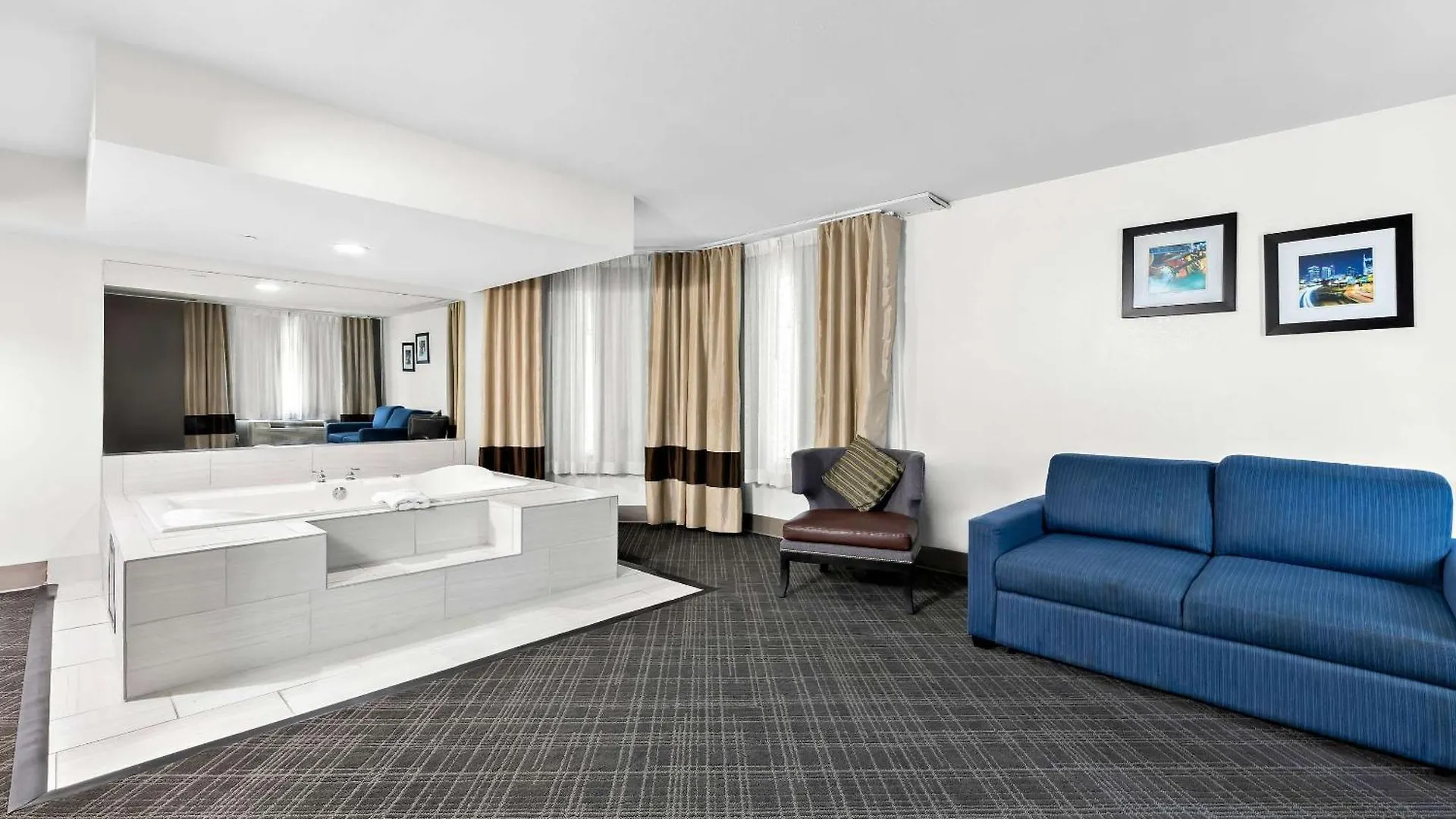 Comfort Inn & Suites Nashville Near Tanger Outlets I-24 Antioch Hotel