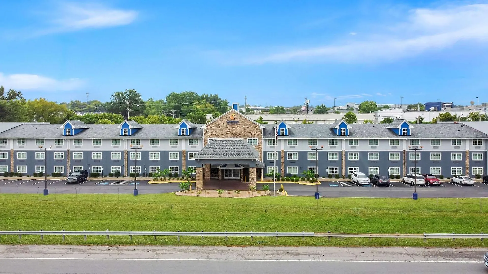 Comfort Inn & Suites Nashville Near Tanger Outlets I-24 Antioch