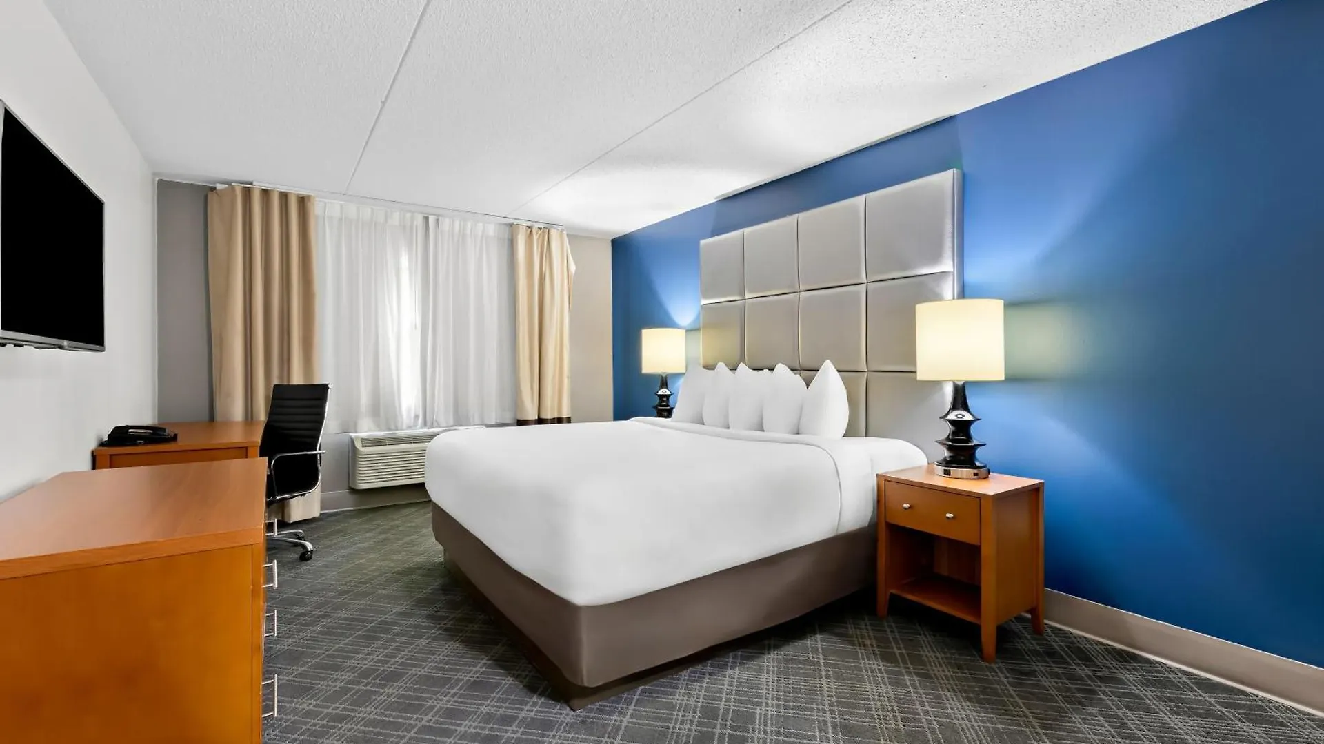 Comfort Inn & Suites Nashville Near Tanger Outlets I-24 Antioch 3*,